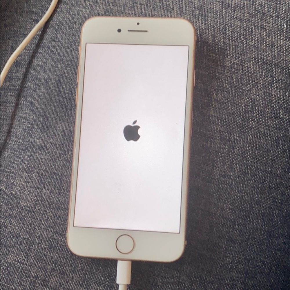IPhone 8S 64 gb